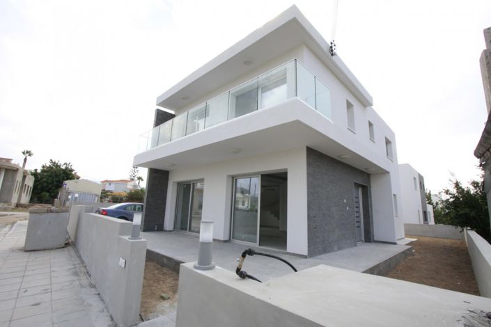 Image No.1-5 Bed Villa for sale