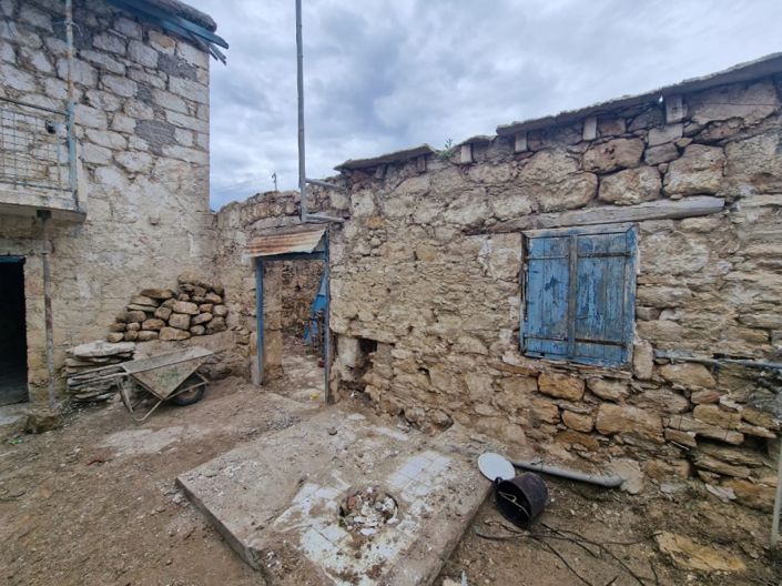 Image No.3-2 Bed Property for sale