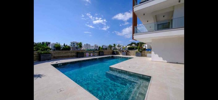 Image No.22-3 Bed Apartment for sale