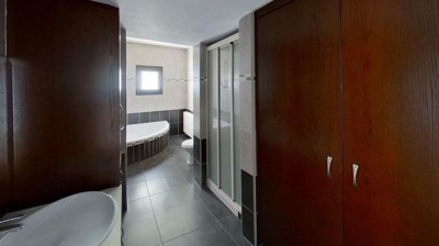 Ground floor detached house in Lythrodontas, Nicosia