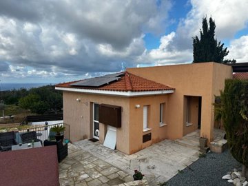 Detached Villa For Sale  in  Tremithousa