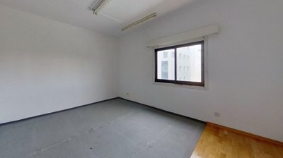Spacious four bedroom apartment in Egkomi, Nicosia