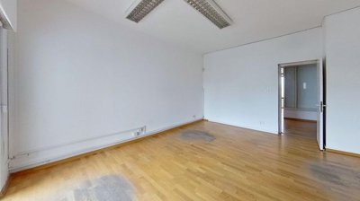 Spacious four bedroom apartment in Egkomi, Nicosia
