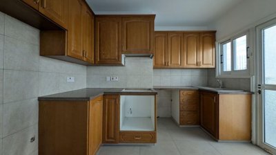 Investment Opportunity: Mixed-Use Building in Anthoupoli, Lakatamia, Nicosia
