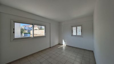 Investment Opportunity: Mixed-Use Building in Anthoupoli, Lakatamia, Nicosia