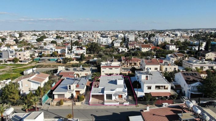 Image No.1-4 Bed Villa for sale