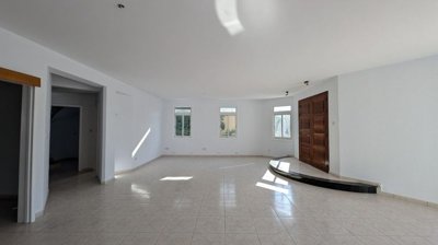 Ground-floor house in Agia Paraskevi,  Lakatameia, Nicosia