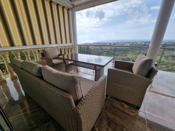Detached Villa For Sale  in  Akoursos