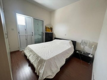 Apartment For Sale  in  Anavargos