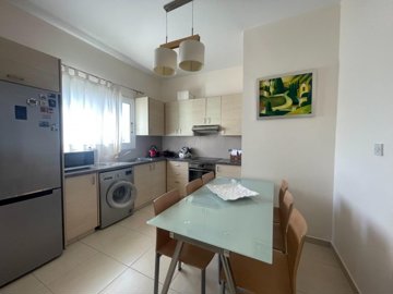 Apartment For Sale  in  Anavargos