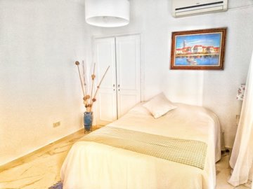 Apartment For Sale  in  Kato Paphos