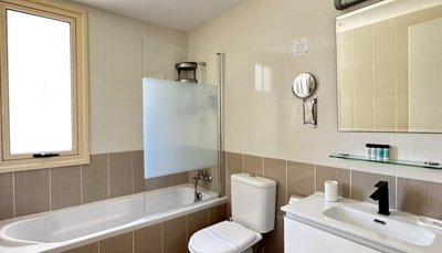 Apartment For Sale  in  Kato Paphos - Universal