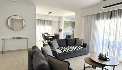 Apartment For Sale  in  Kato Paphos - Universal
