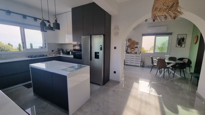 Image No.7-3 Bed Villa for sale