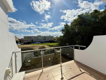 Apartment For Sale  in  Kato Paphos - Tombs of The Kings