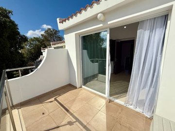 Apartment For Sale  in  Kato Paphos - Tombs of The Kings