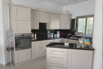 Detached Villa For Sale  in  Anavargos