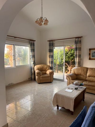 Image No.3-Bungalow de 3 chambres à vendre à Peyia