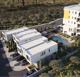 Town House / Maisonette For Sale  in  Chlorakas