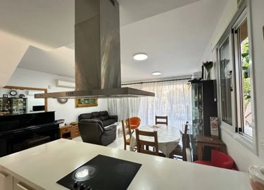 Detached Villa For Sale  in  Kato Paphos - Universal