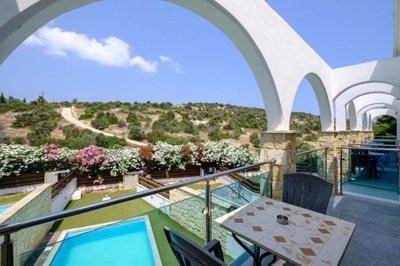 Apartment For Sale  in  Latchi