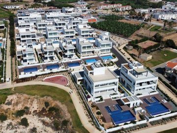 Detached Villa For Sale  in  Kissonerga