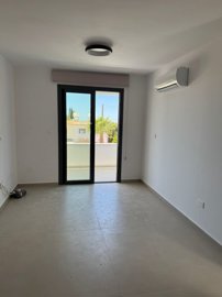 Apartment For Sale  in  Anavargos