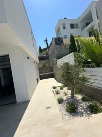 Detached Villa For Sale  in  Chlorakas