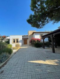 Detached Villa For Sale  in  Kouklia - Aphrodite Hills