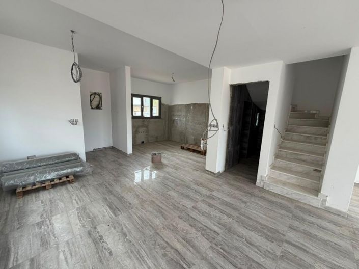 Image No.8-3 Bed Villa for sale