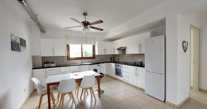 Image No.3-Appartement de 2 chambres à vendre à Kato Paphos