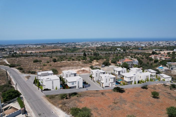 Image No.3-3 Bed Villa for sale