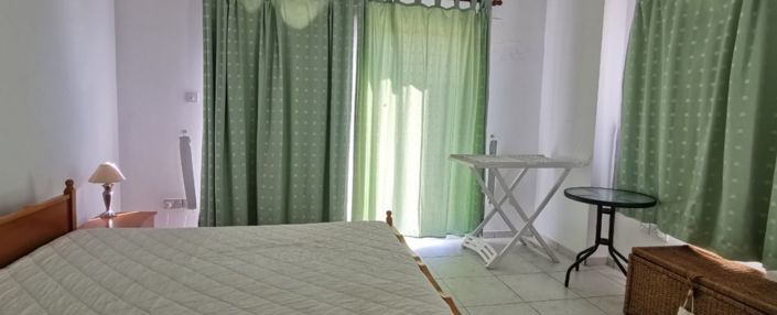 Image No.8-2 Bed Townhouse for sale