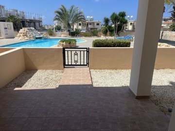 Garden Flat For Sale  in  Select Location