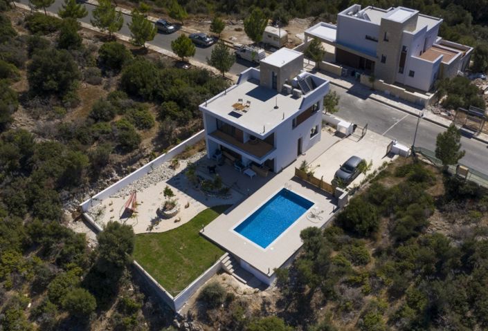 Image No.2-3 Bed Villa for sale
