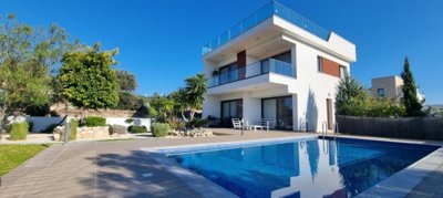 Detached Villa For Sale  in  Kouklia - Secret Valley
