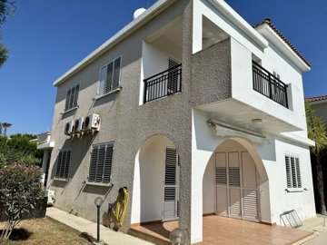 Detached Villa For Sale  in  Empa