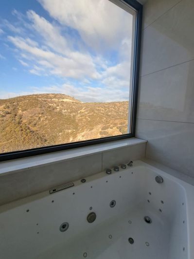 Image No.6-8 Bed Villa for sale