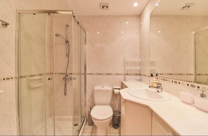 Image No.4-3 Bed Townhouse for sale