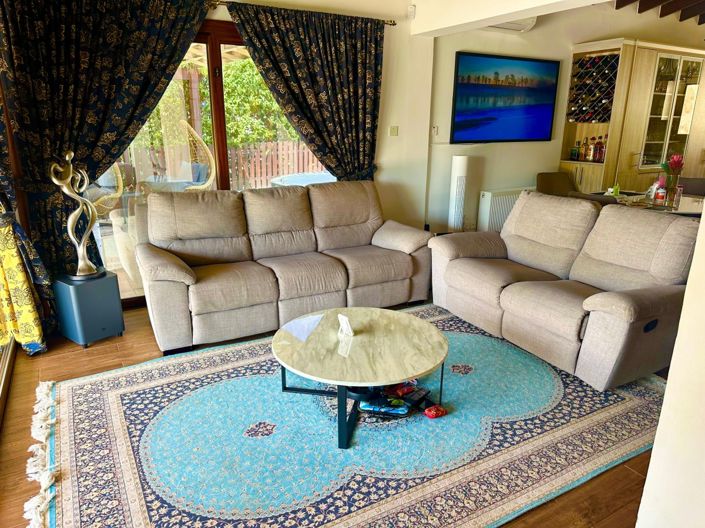 Image No.5-7 Bed Villa for sale