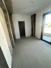 Apartment For Sale  in  Empa