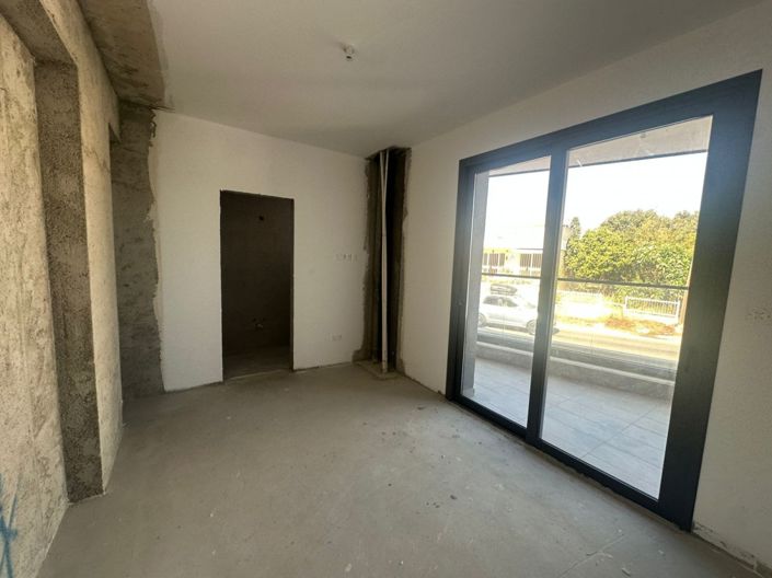 Image No.9-Appartement de 3 chambres à vendre à Empa