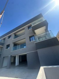 Apartment For Sale  in  Empa