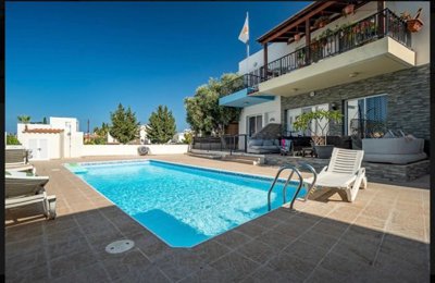 Apartment For Sale  in  Kato Paphos - Universal