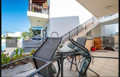 Apartment For Sale  in  Kato Paphos - Universal