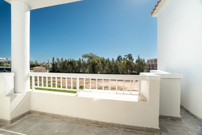 Image No.15-3 Bed Villa for sale