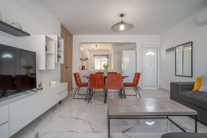 Image No.7-3 Bed Villa for sale