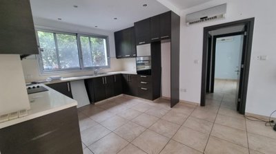 Detached Villa For Sale  in  Peyia - Coral Bay