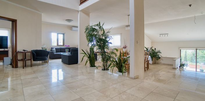 Image No.6-5 Bed Villa for sale