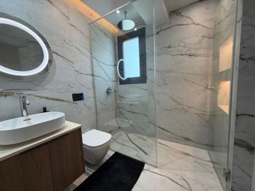 Studio For Sale  in  Chlorakas